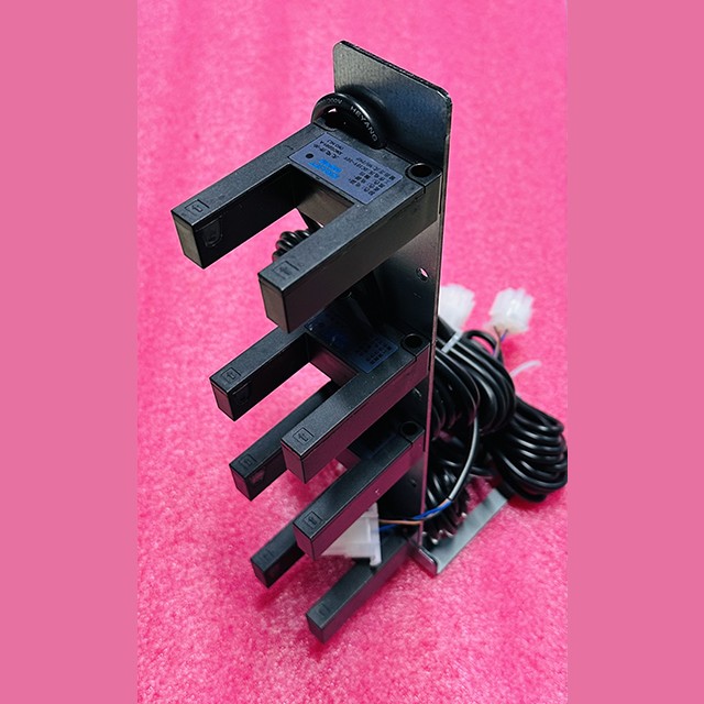 Блок датчиков позиционирования 2NOHL+2NCHL XNCGD01-A XOA2610ACK003 XIOLIFT SWORD